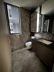 leedon-green photo thumbnail #1